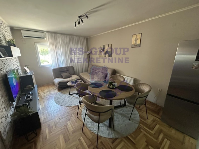 stan na prodaju Novi Sad, 57m2 572399