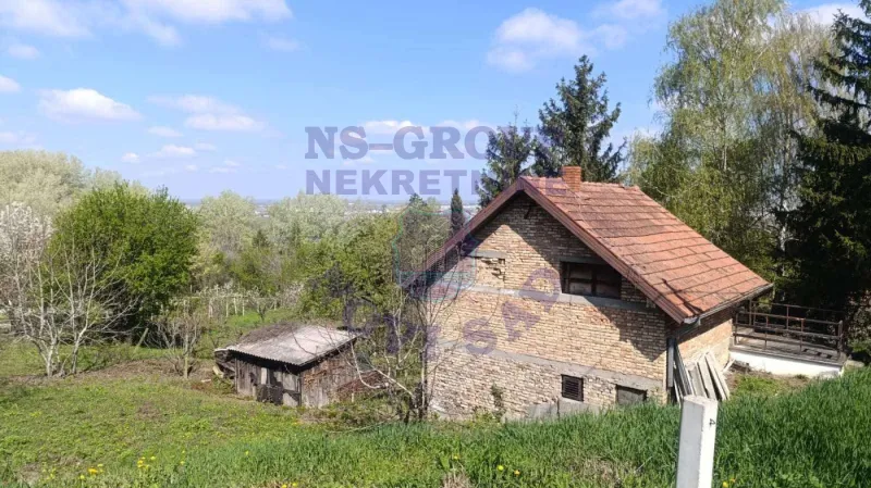 kuca na prodaju Sremska Kamenica 40m2 572439