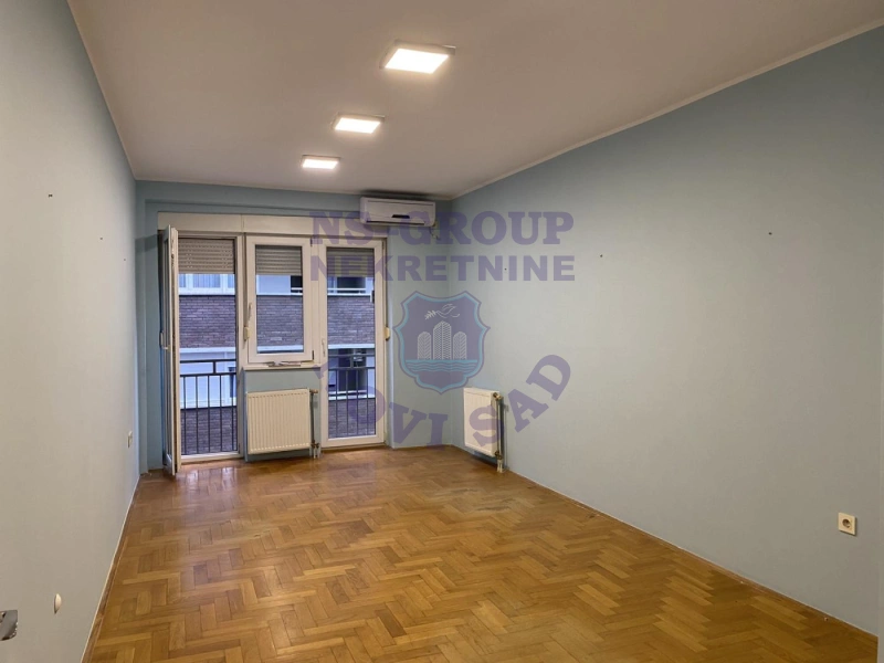 stan na prodaju Novi Sad, 78m2 572375