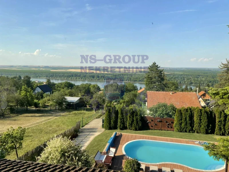 kuca na prodaju Stari Slankamen 153m2 572392