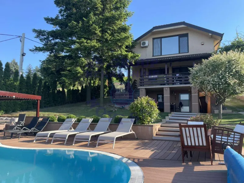 kuca na prodaju Stari Slankamen 153m2 572392