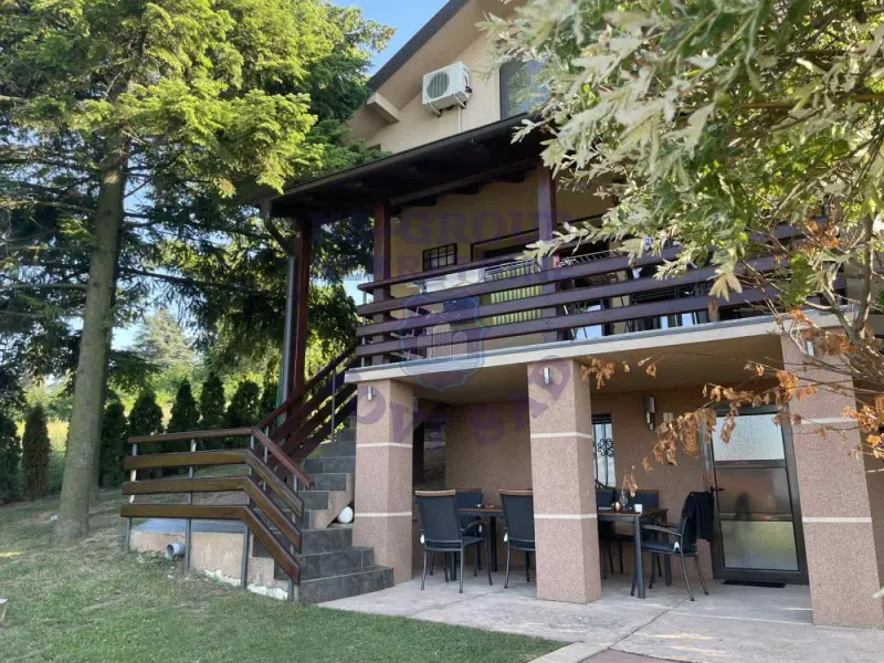 kuca na prodaju Stari Slankamen 153m2 572392