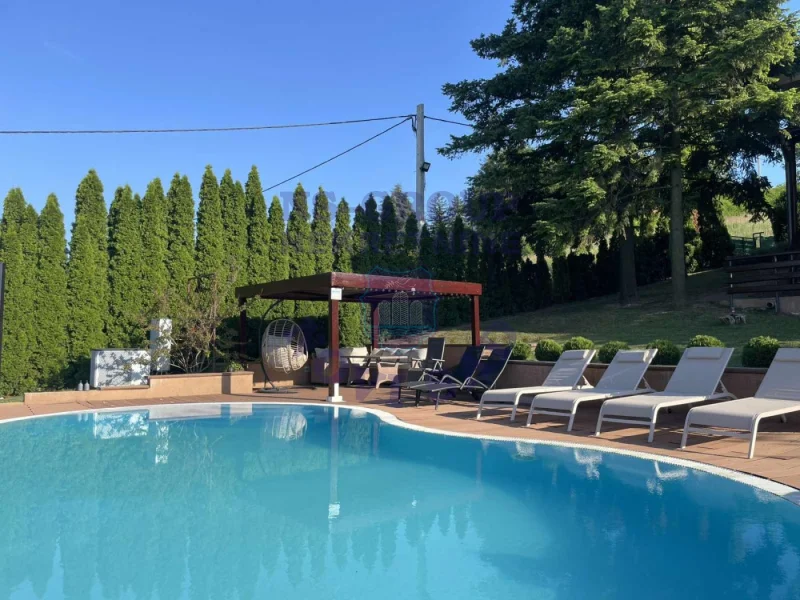 kuca na prodaju Stari Slankamen 153m2 572392