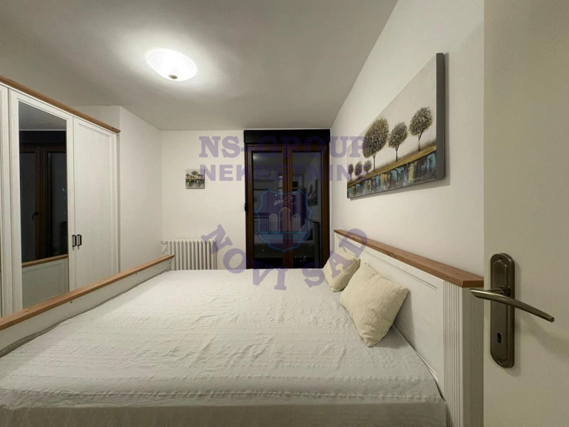 stan na prodaju Novi Sad 66m2 560434