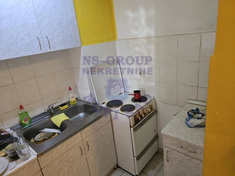 stan na prodaju Novi Sad 40m2 572480