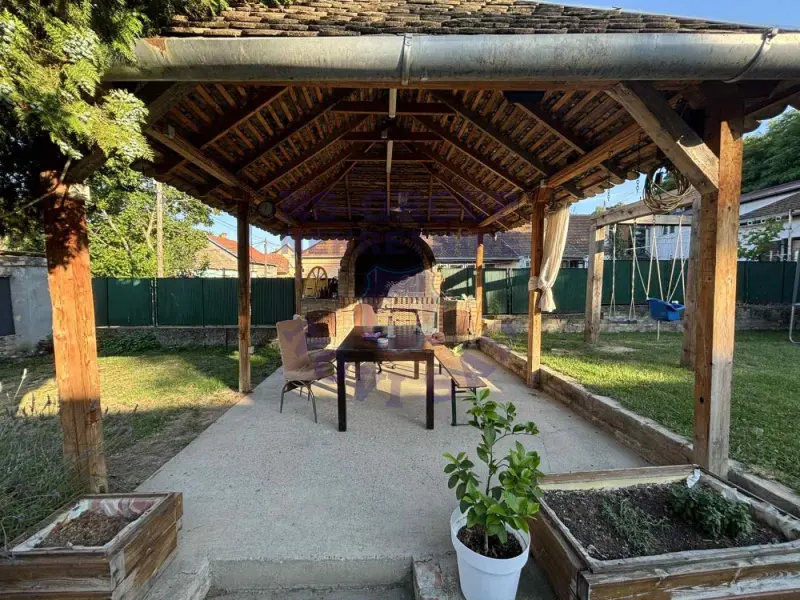 kuca na prodaju Sremski Karlovci 118m2 572271