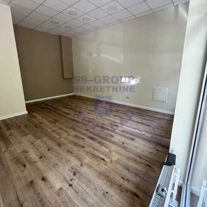 lokal za izdavanje Novi Sad 33m2 16640