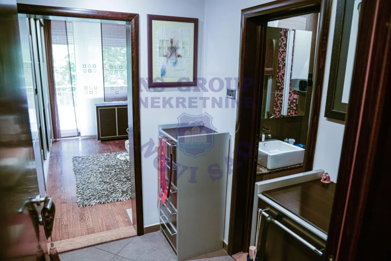 stan na prodaju Novi Sad 140m2 571661