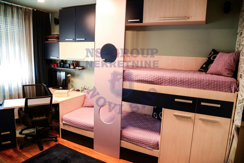 stan na prodaju Novi Sad 140m2 571661