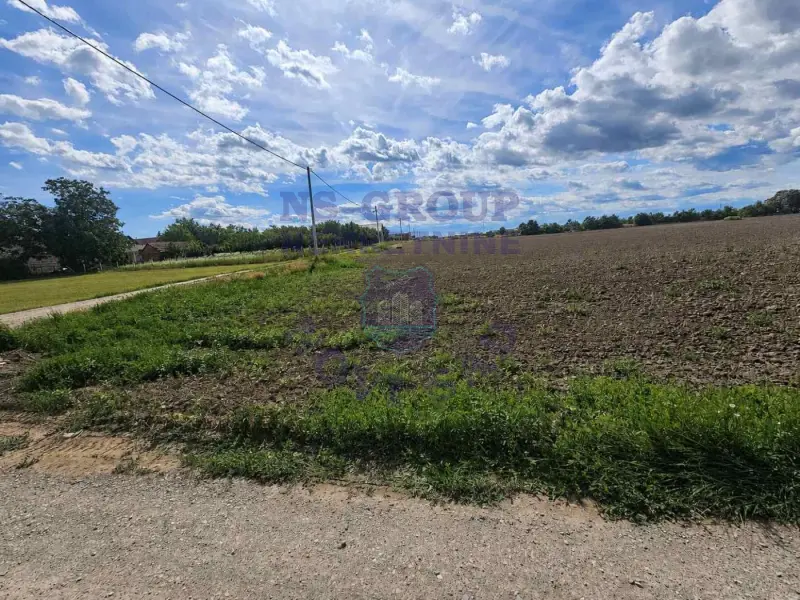 plac na prodaju Futog, 740m2 572668