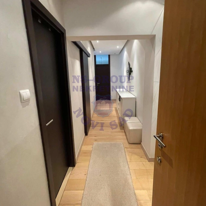 stan za izdavanje Novi Sad 109m2 16644
