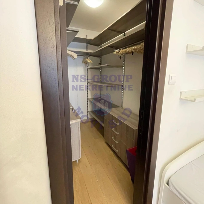 stan za izdavanje Novi Sad 109m2 16644
