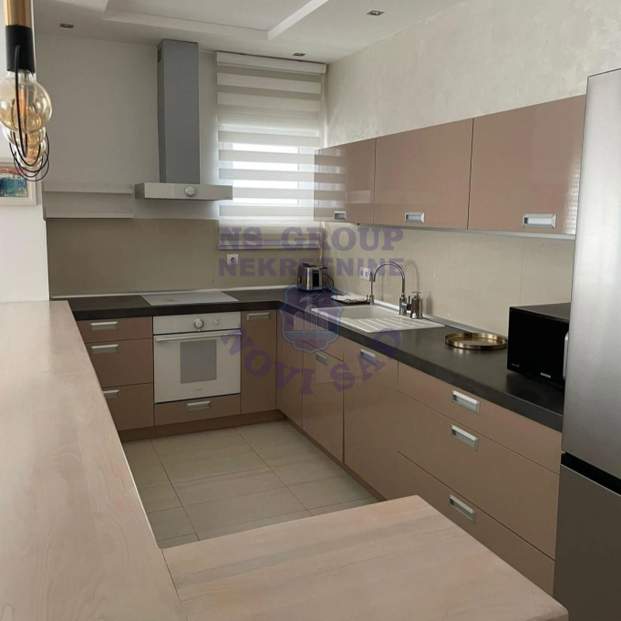 stan za izdavanje Novi Sad 109m2 16644