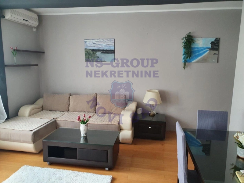 stan na prodaju Novi Sad, 47m2 572717