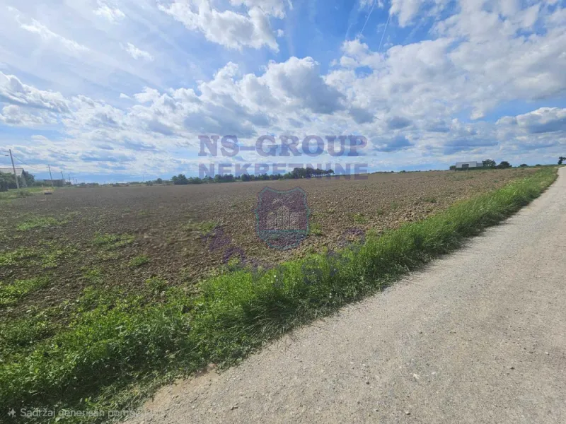 plac na prodaju Futog, 740m2 572769