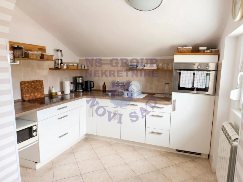 kuca na prodaju Novi Sad 276m2 572777