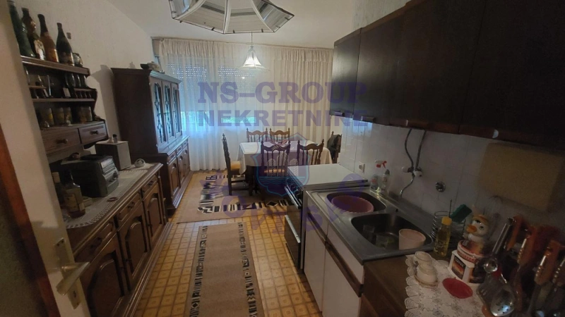 stan na prodaju Vrdnik 71m2 572658