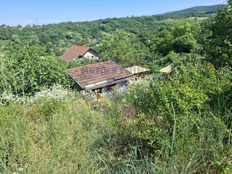 kuca na prodaju Sremska Kamenica 20m2 572720