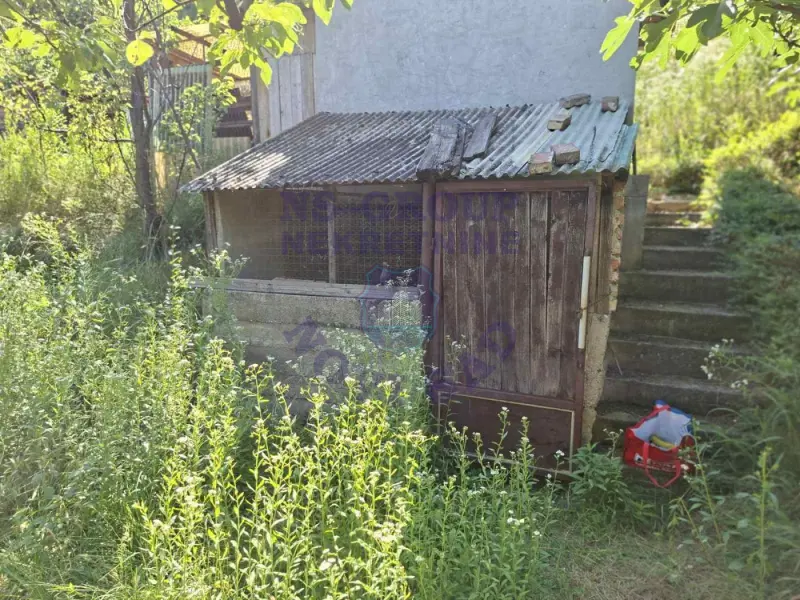 kuca na prodaju Sremska Kamenica 20m2 572720