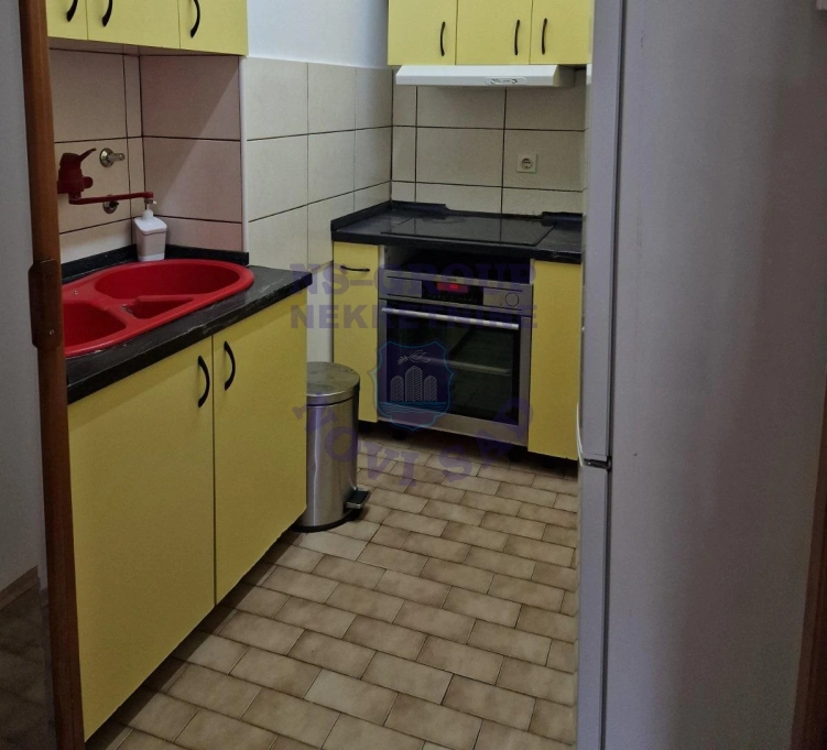 stan za izdavanje Novi Sad 40m2 16660