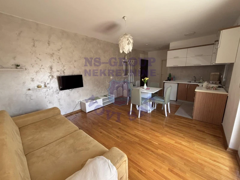 stan na prodaju Novi Sad, 41m2 572834