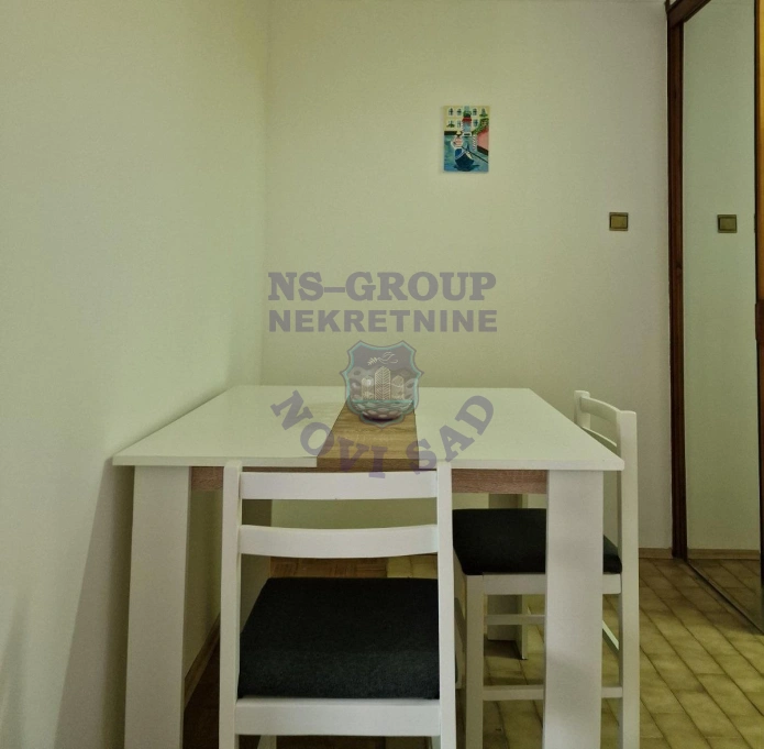 stan za izdavanje Novi Sad 40m2 16660