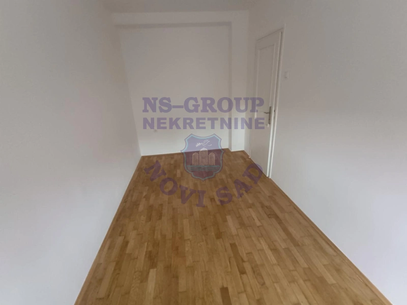 stan na prodaju Novi Sad 64m2 572411