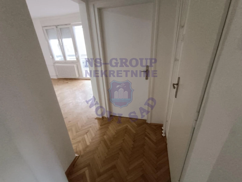 stan na prodaju Novi Sad 64m2 572411