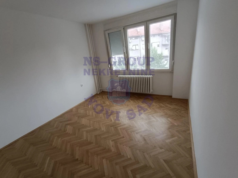 stan na prodaju Novi Sad 64m2 572411