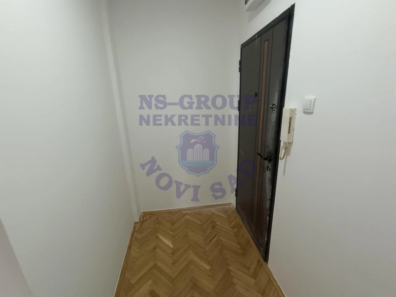 stan na prodaju Novi Sad 64m2 572411