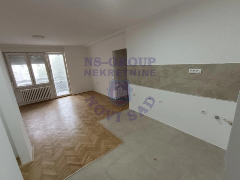 stan na prodaju Novi Sad 64m2 572411