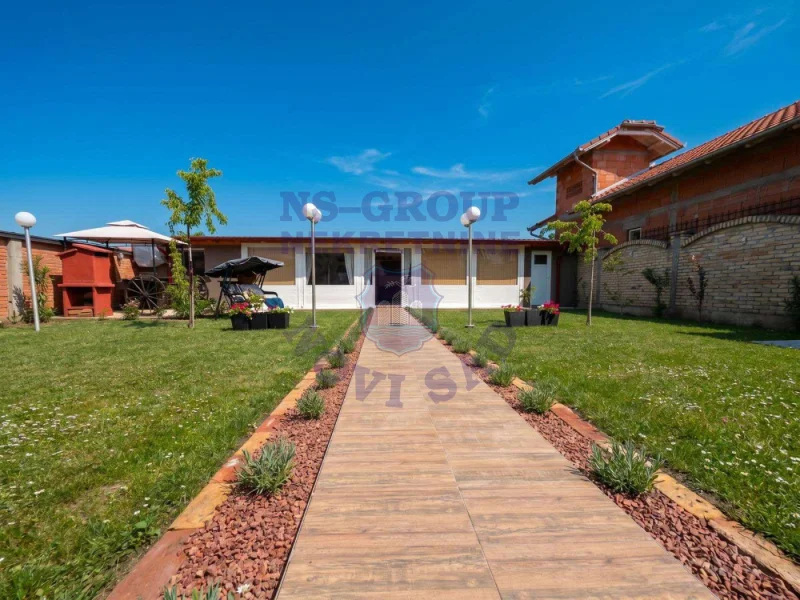 kuca na prodaju Novi Sad 276m2 572777