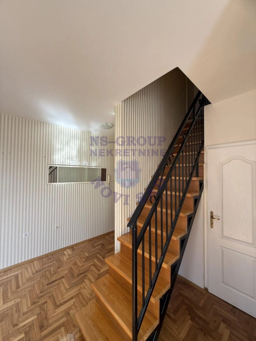 stan na prodaju Novi Sad 65m2 572865