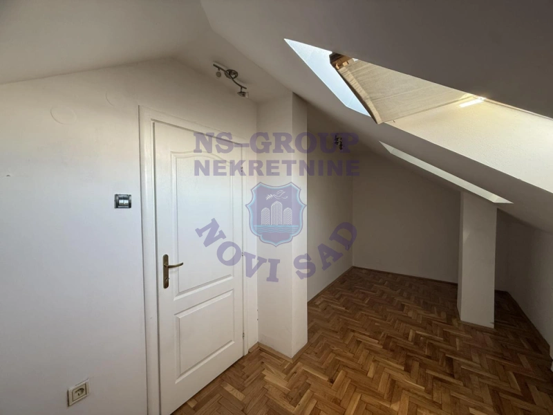 stan na prodaju Novi Sad 65m2 572865