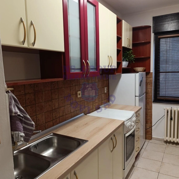 stan za izdavanje Novi Sad 50m2 16685