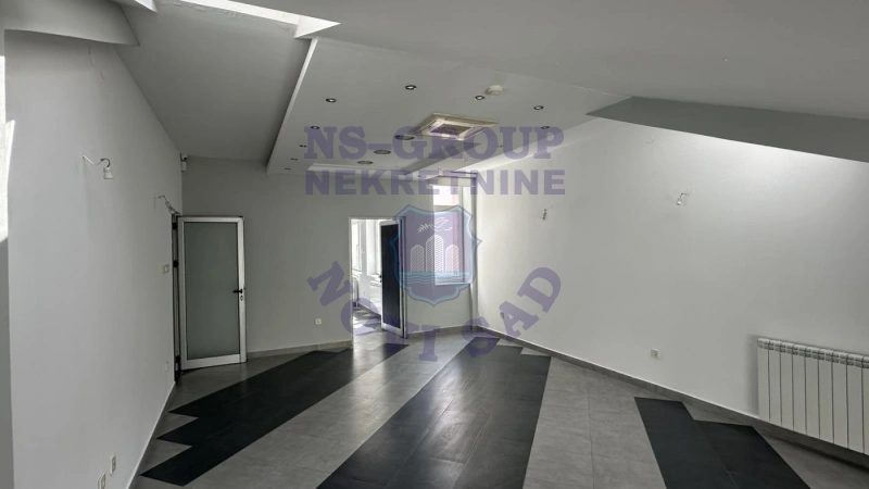 lokal za izdavanje Novi Sad 250m2 16690