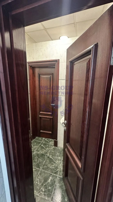 lokal za izdavanje Novi Sad 250m2 16690