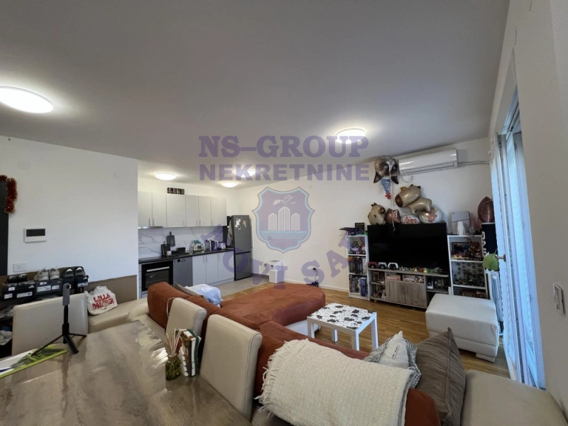 stan na prodaju Novi Sad 57m2 572941