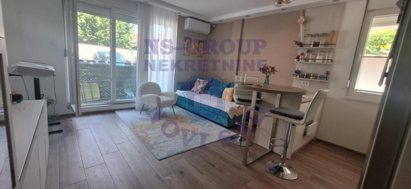 stan na prodaju Novi Sad, 38m2 573024