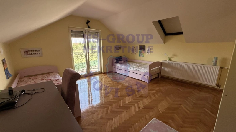 kuca na prodaju Novi Sad 165m2 572987