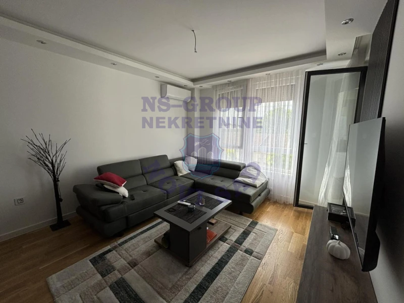 stan na prodaju Novi Sad 57m2 572957