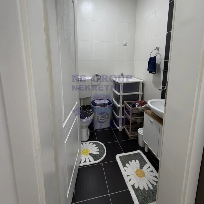 stan za izdavanje Novi Sad 74m2 16708
