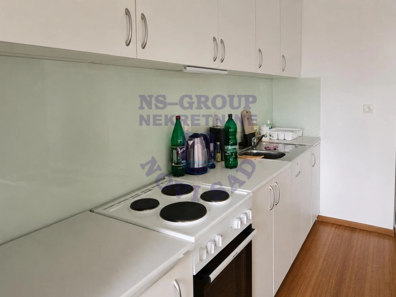 stan za izdavanje Petrovaradin 120m2 16387