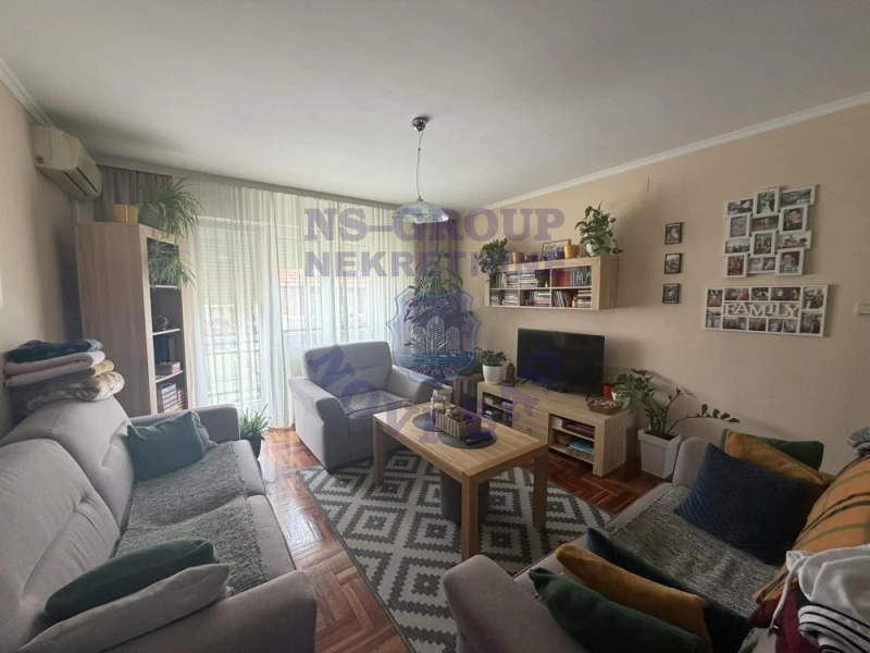 kuca na prodaju Veternik, 272m2 573015