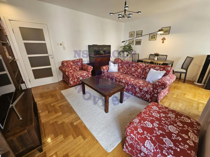 stan na prodaju Novi Sad 74m2 573086