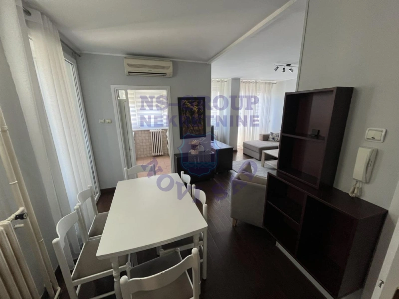 stan na prodaju Novi Sad 57m2 573051