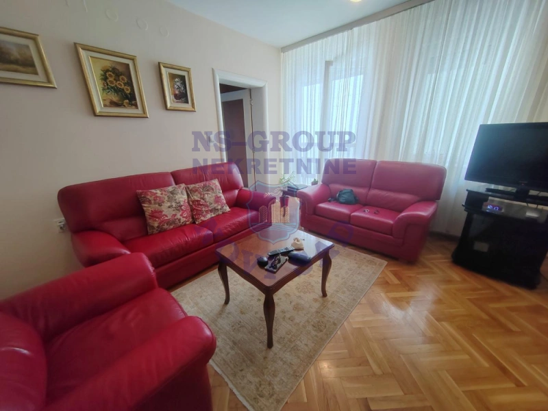 stan na prodaju Novi Sad, 67m2 569067
