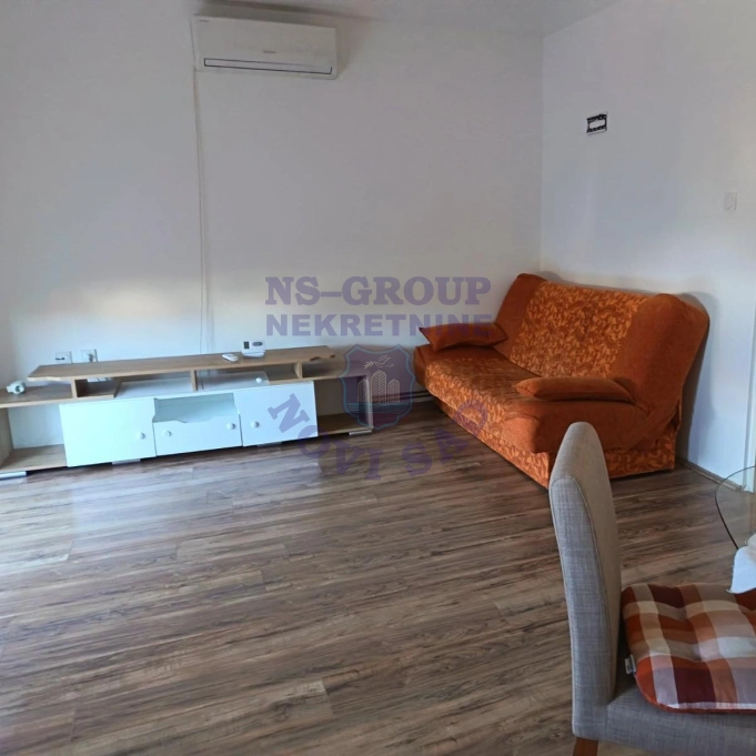 stan na prodaju Novi Sad, 54m2 16725