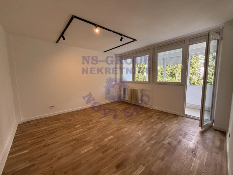 stan na prodaju Novi Sad, 61m2 573153