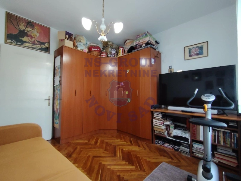 stan na prodaju Novi Sad, 48m2 573245
